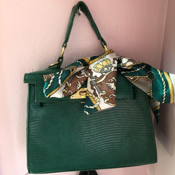 Green handbag - Picture 2 of 3